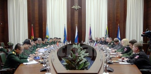 Vietnam, Russia strengthen defense cooperation  - ảnh 1